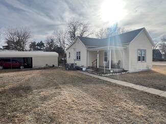 211 W Elm St, Minneola, KS 67865