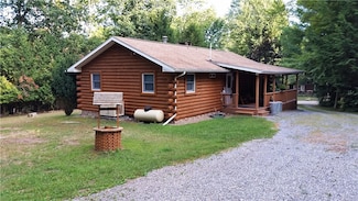 1446 Blue Ridge Rd, Clarington, PA 15828