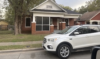 4610 Baldwin St, Dallas, TX 75210