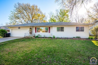 1736 SW Cheyenne Rd, Topeka, KS 66604