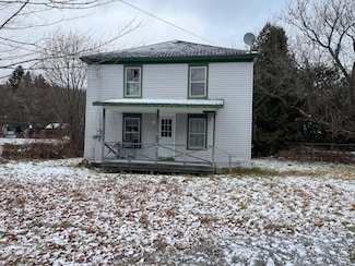 34 Clark St, Island Pond, VT 05846