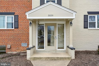 3059 Patrick Henry Dr Unit 201, Falls Church, VA 22044