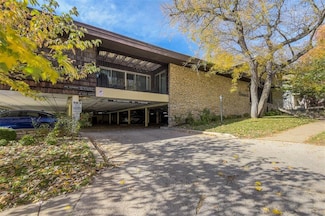 4511 Headwood Dr Unit 7, Kansas City, MO 64111