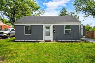8502 Dianthus Ln, Saint Louis, MO 63136