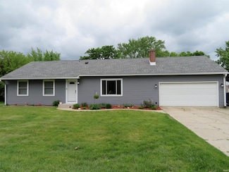 1913 Bashor Rd, Goshen, IN 46526