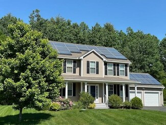 37 Schwinn Dr, Nashua, NH 03062