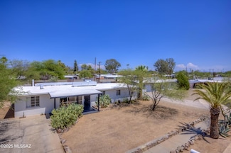 809 S Loyola Ave, Tucson, AZ 85710
