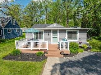 789 Newago Ave, Middlesex, NY 14507