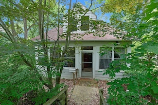 681 Sherman Ave, Thornwood, NY 10594