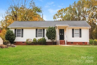 106 Eighth St, York, SC 29745