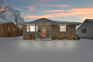 224 Hollywood Ave, Cuyahoga Falls, OH 44221