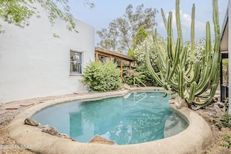 2422 E 1st St, Tucson, AZ 85719