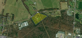 8089 E Main St, Marshall, VA 20115