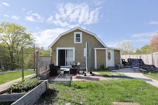 11 Overlook Ave, Gloucester, MA 01930