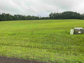 2086 E Charles Way, Smithville-Sanders, IN 47401