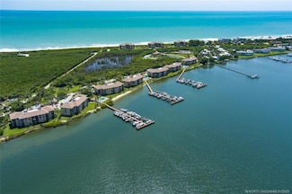 4540 NE Sandpebble Trace Unit 302, Stuart, FL 34996