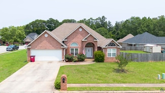 301 Asbell Way, Centerville, GA 31028