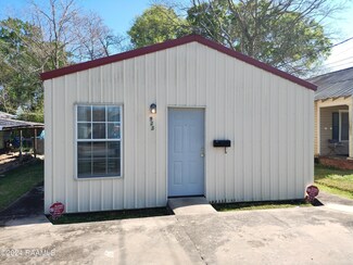 923 W 4th St, Crowley, LA 70526