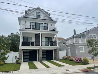 103 N Monroe Ave, Margate City, NJ 08402