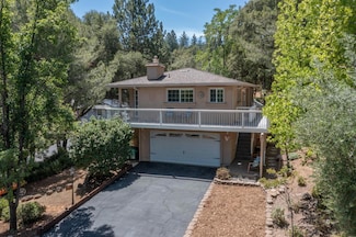 22561 Sunset Ridge Dr, Auburn, CA 95602