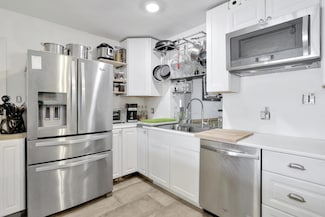 408 SE 8th Ave, Deerfield Beach, FL 33441
