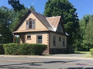 302 Deerfield St, Greenfield, MA 01301