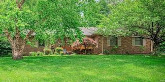 11101 High Point Dr, Evansville, IN 47712