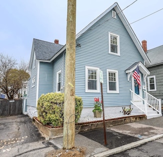 10 Russell St, Manchester, NH 03104