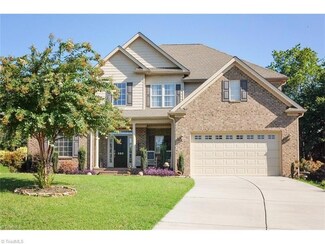 595 Camden Park Ct, High Point, NC 27265