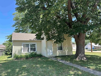 222 E 30th St, Kearney, NE 68847