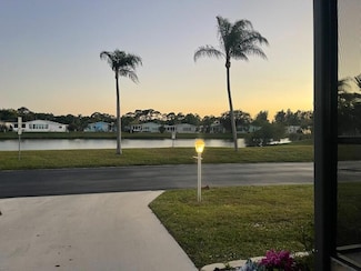 507 Tropical Isles Cir, Fort Pierce, FL 34982