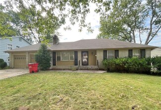 7300 Willow Ave, Raytown, MO 64133