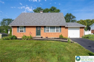 1610 Cherry Ln, MacUngie, PA 18062