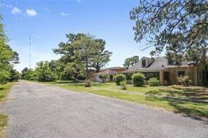 708 Bordenave St, Gretna, LA 70056