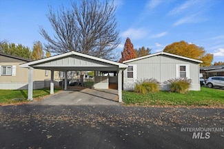 814 Long Valley St, Nampa, ID 83687
