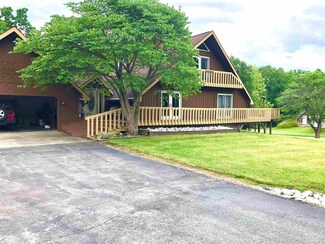 8978 E 750 S, Upland, IN 46989