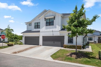 196 Waterside Rd Unit B, Buda, TX 78610