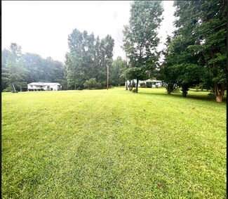 204 Lake Ridge Rd, Chickamauga, GA 30707