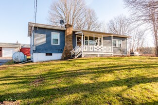 47311 72nd St, Watervliet, MI 49098