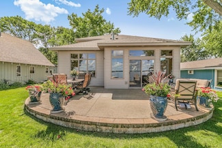 11448 Indian Beach Rd, Spicer, MN 56288