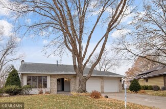 2038 Garden Ave, Saint Paul, MN 55113