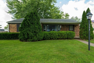 604 W 10th St, Jonesboro, IN 46938