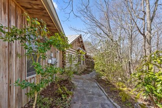 100 Cliff Top Ln, Chattanooga, TN 37419