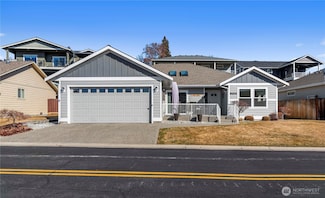 210 Village Dr, Manson, WA 98831