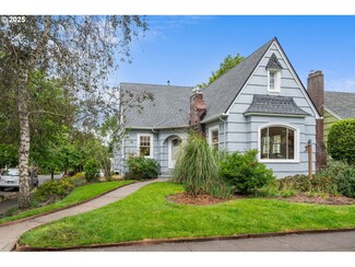 2429 SE Harrison St, Portland, OR 97214