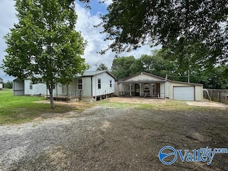 15500 E Limestone Rd, Harvest, AL 35749