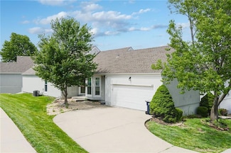 412 NE 96th Terrace, Kansas City, MO 64155