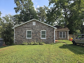 513 Parrish St, Lawrenceburg, TN 38464