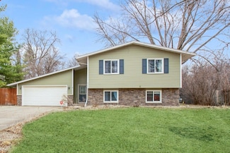 2488 Pearson Pkwy, Brooklyn Park, MN 55444