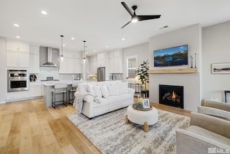 2336 Jagged Peak Ln, Sparks, NV 89436